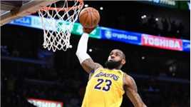 詹姆斯突破暴扣！奇才球迷倒戈一片欢呼声